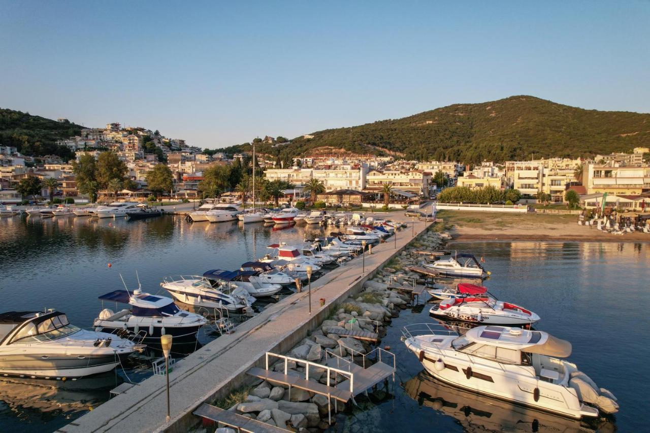 Blue Wave Luxury Suites Nea Iraklitsa Kültér fotó