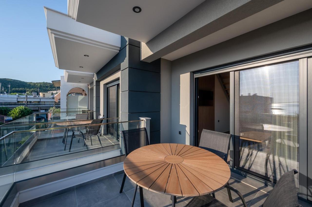 Blue Wave Luxury Suites Nea Iraklitsa Kültér fotó
